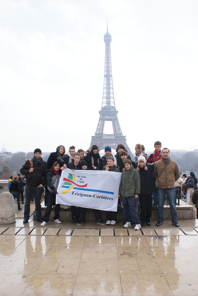 En direct de Paris avec les jeunes de la MJC En direct de Paris avec les jeunes de la MJC