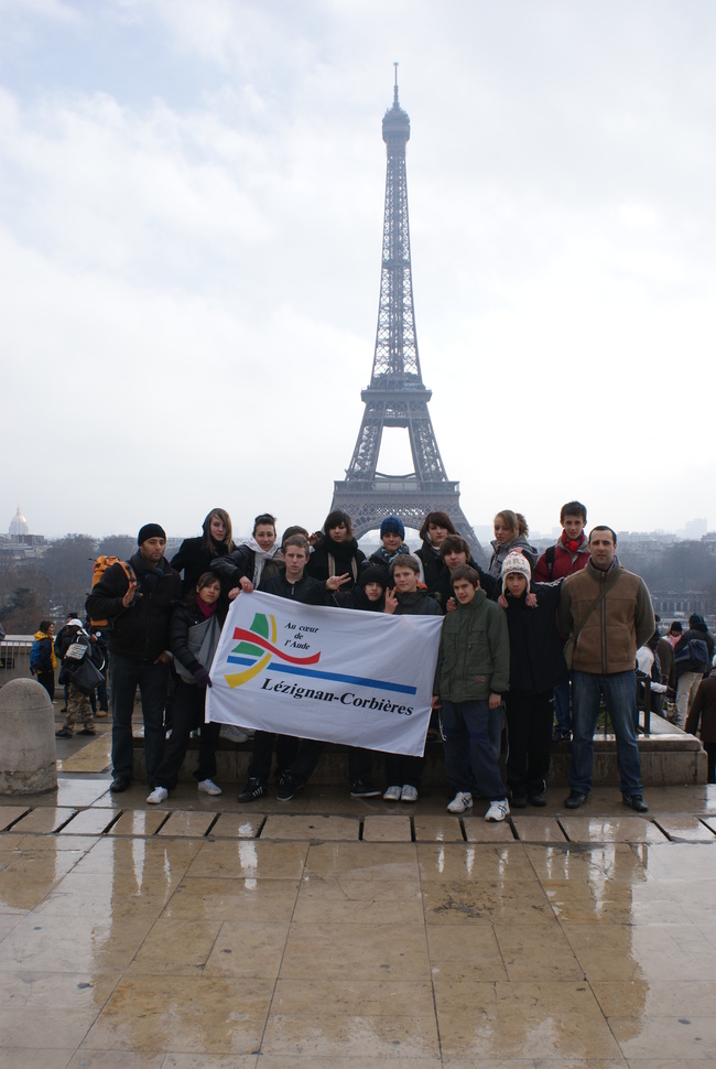 En direct de Paris avec les jeunes de la MJC En direct de Paris avec les jeunes de la MJC