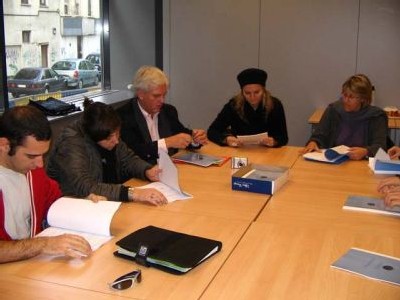 Réunion de travail au Centre Communautaire Radis-Marolles Réunion de travail au Centre Communautaire Radis-Marolles