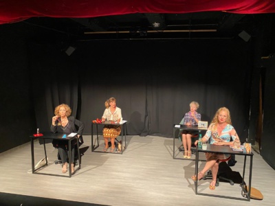 Théâtre à la MJC "HARD COPY" Théâtre à la MJC "HARD COPY"