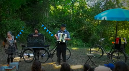 Spectacle tous publics "Le son des cailloux" Spectacle tous publics "Le son des cailloux"