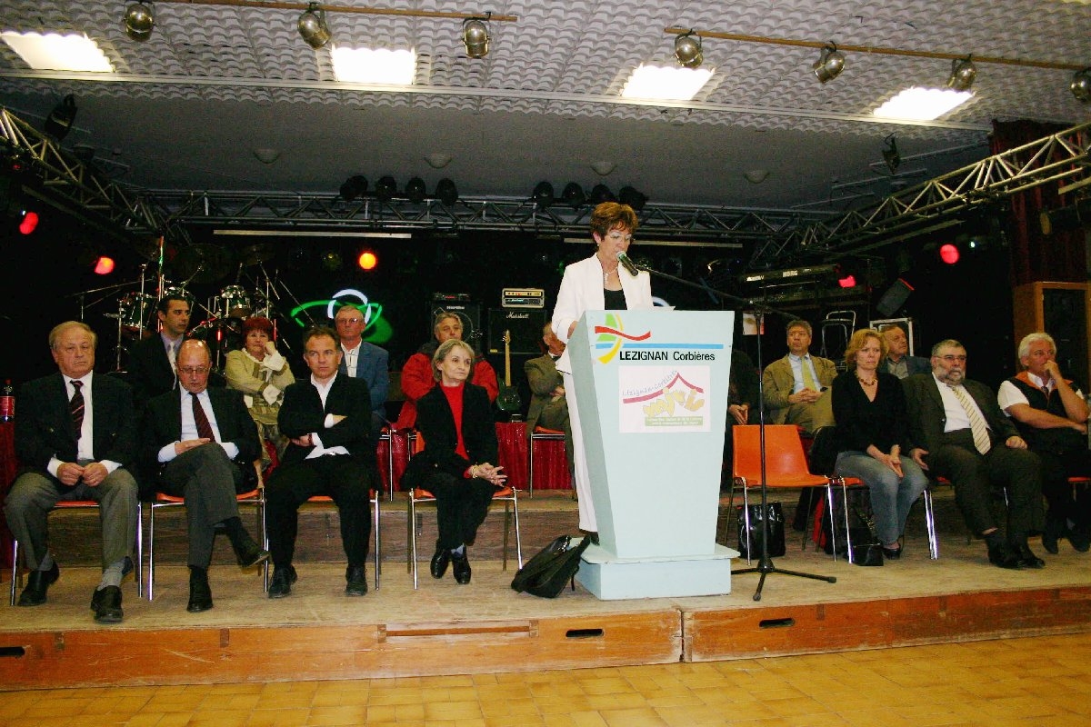 Soirée du 8 avril 2006 - 60 ans MJC Soirée du 8 avril 2006 - 60 ans MJC